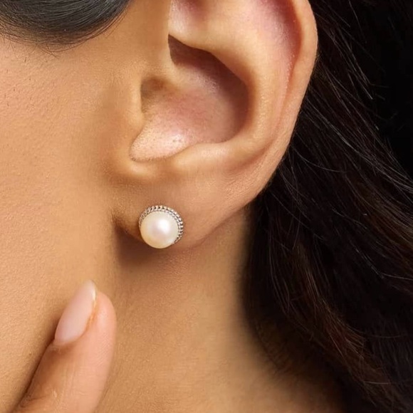 Freshwater Cultured Pearl Earrings in Sterling Silver - Picture 1 of 5